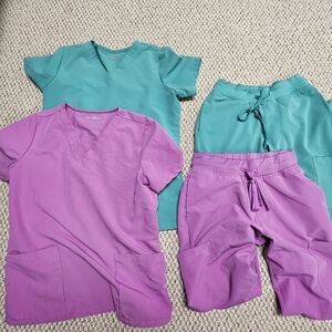 Lot‎ of 4 - Mandala Scrubs